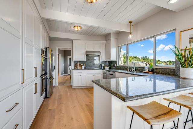 207 Driftwood Court, Aptos CA: https://media.crmls.org/mediaz/6704df44-8a3f-4eab-a92c-c5461a75f77c.jpg
