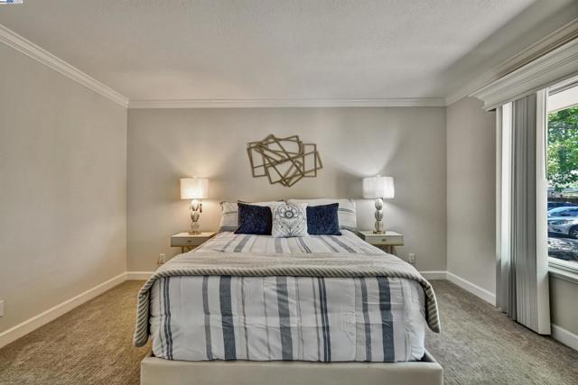 2217 Ptarmigan Dr, Walnut Creek CA: https://media.crmls.org/mediaz/67050fc6-df6d-45a6-9c1b-dd343f0390dd.jpg