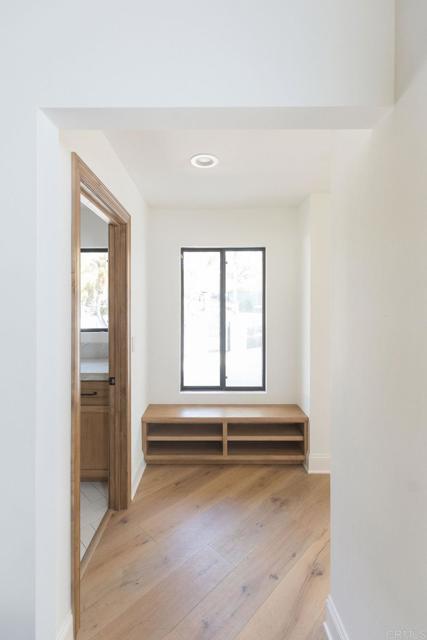 Image 39 of 72 For 2140 Warmlands Avenue