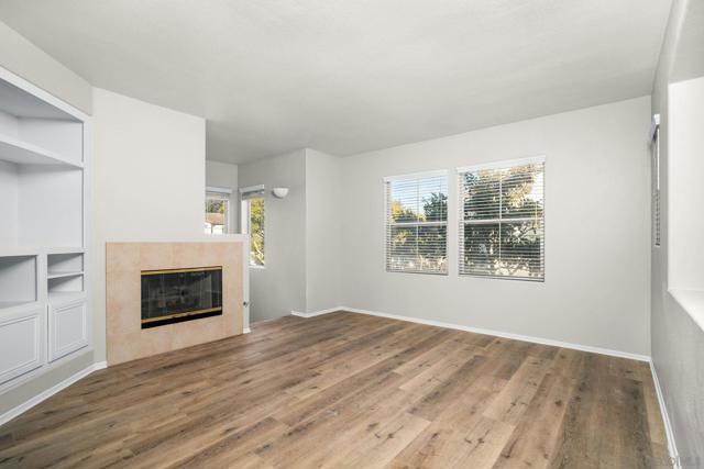 Image 5 of 18 For 3739 Carmel View Rd  1