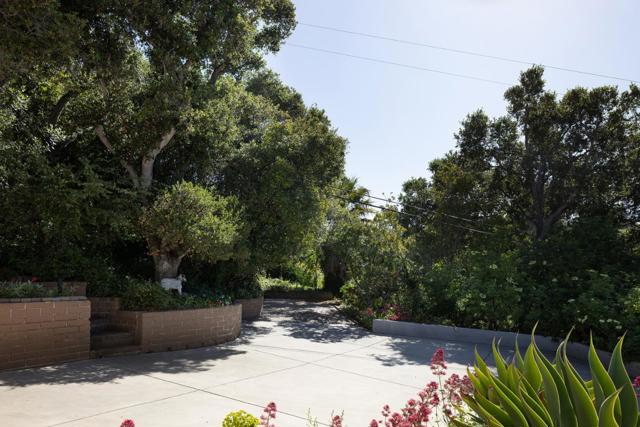 26282 Atherton Drive, Carmel CA: https://media.crmls.org/mediaz/67071ed4-67c4-4f21-8147-8b1b73a054b4.jpg