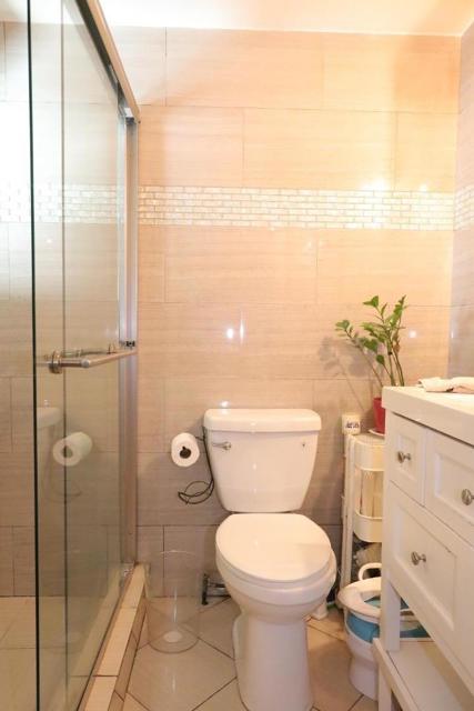 191 E El Camino Real, Mountain View CA: https://media.crmls.org/mediaz/6707da97-4ddb-4f31-8221-ebcd84687be6.jpg