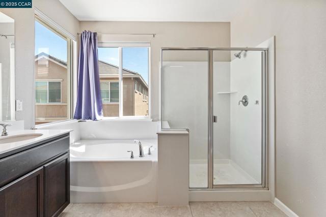2436 Sienna Drive, Pittsburg CA: https://media.crmls.org/mediaz/6707f1e9-7981-4181-a12d-e30a5c063074.jpg