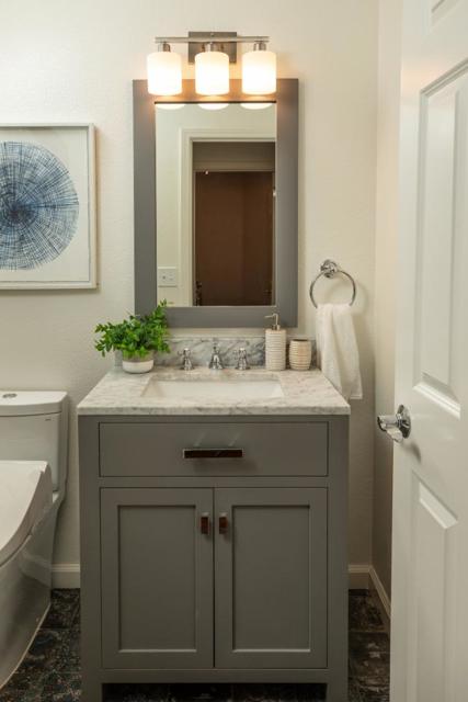 426 8th Avenue, Menlo Park CA: https://media.crmls.org/mediaz/6707facc-9b44-49f0-825f-31f0db33ed2d.jpg