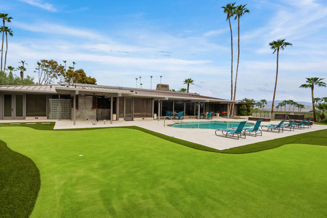 855 W Coronado Avenue, Palm Springs, CA 92262