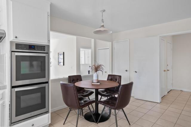 731 Liverpool Way, Sunnyvale CA: https://media.crmls.org/mediaz/67092e51-ff72-49c5-9de0-bdad60e4fe0d.jpg