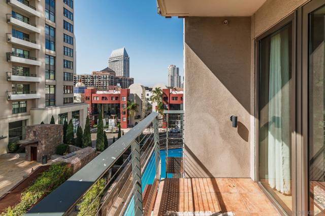 645 Front St, San Diego, California 92101, 2 Bedrooms Bedrooms, ,2 BathroomsBathrooms,Condominium,For Sale,Front St,250020053SD