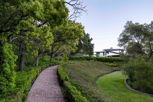 835 La Honda Road, Woodside CA: https://media.crmls.org/mediaz/670a7f4a-ae7a-45a0-95de-8c160b69658b.jpg