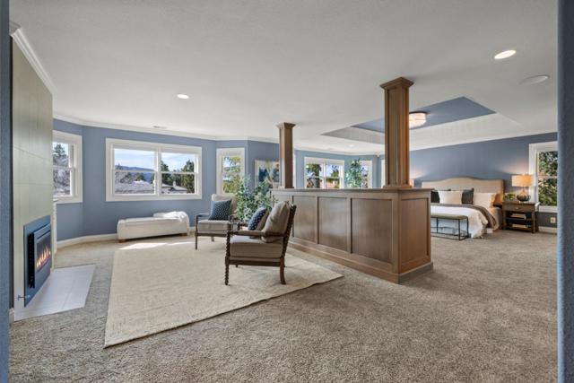 12 Colton Court, Redwood City CA: https://media.crmls.org/mediaz/670ab13b-28df-4c4d-adbf-4665c833fd5d.jpg