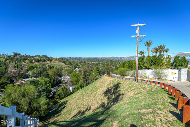 Detail Gallery Image 12 of 54 For 4845 N Calderon Rd, Woodland Hills,  CA 91364 - – Beds | – Baths