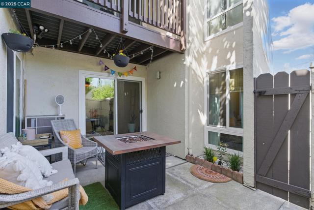 1700 Laguna St, Concord CA: https://media.crmls.org/mediaz/670b2914-ddd9-4842-abe2-0b13411bd0f7.jpg