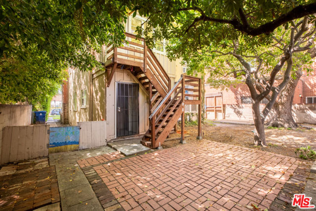 11319 MCCORMICK Street photo 7