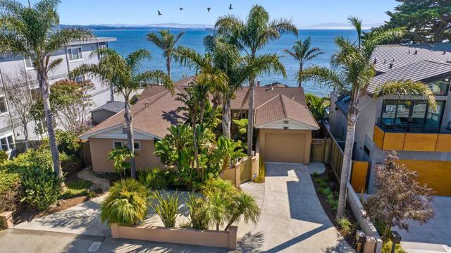 4790 Opal Cliff Drive, Santa Cruz CA: https://media.crmls.org/mediaz/670b968d-5b81-4c28-a6db-d6a0bcdbf974.jpg