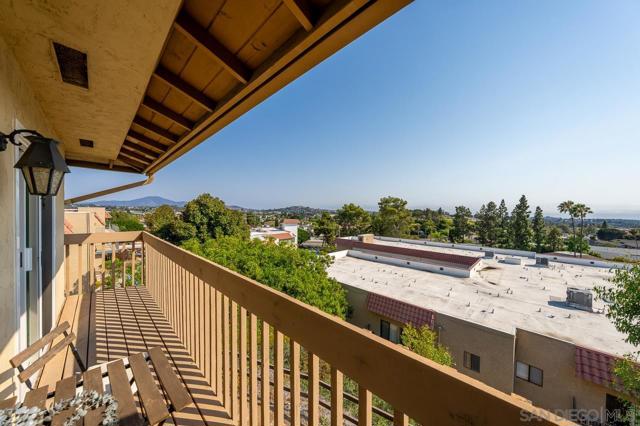 5800 Lake Murray Blvd, La Mesa CA: https://media.crmls.org/mediaz/670bfd54-598d-48dc-940d-acbbae34f8d4.jpg