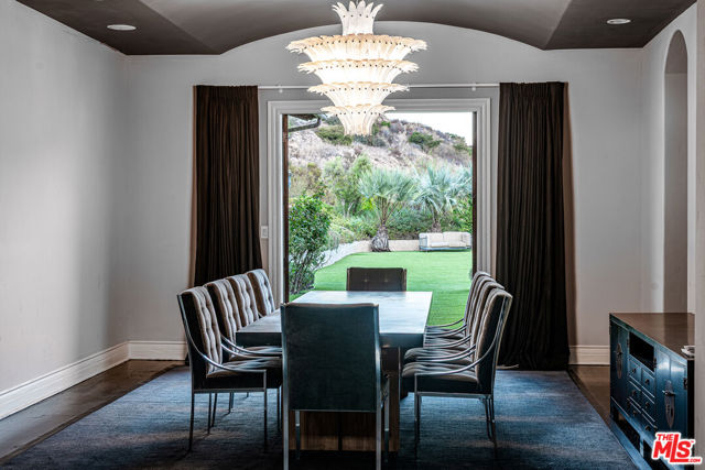 31823 Lobo Canyon Road, Agoura Hills CA: https://media.crmls.org/mediaz/670d3c08-85c2-4396-ac43-95cb52385378.jpg