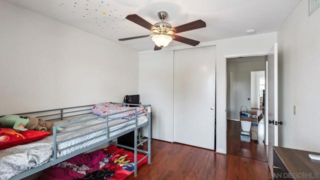 27468 Rosebay Ct, Temecula CA: https://media.crmls.org/mediaz/670d4798-e4c2-4a58-95a4-50d520fcc10f.jpg
