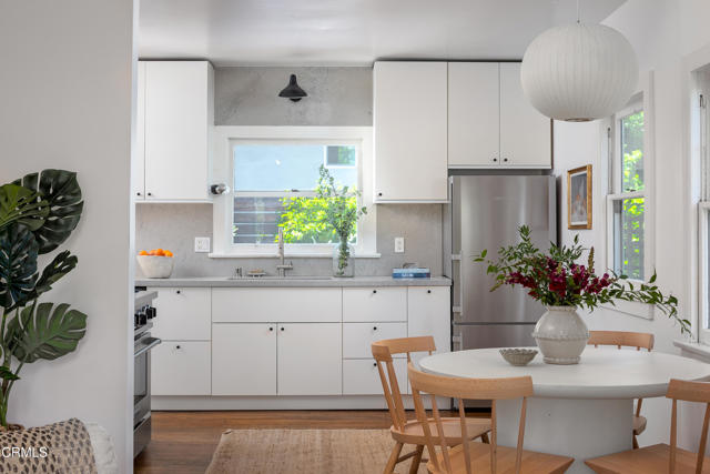 Detail Gallery Image 13 of 40 For 4865 Granada St, Los Angeles,  CA 90042 - 2 Beds | 1 Baths