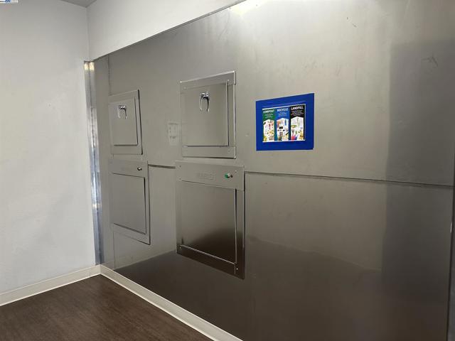 3658 Capitol Ave, Fremont CA: https://media.crmls.org/mediaz/670f07d5-f147-4ed6-a02c-eac481fd715b.jpg