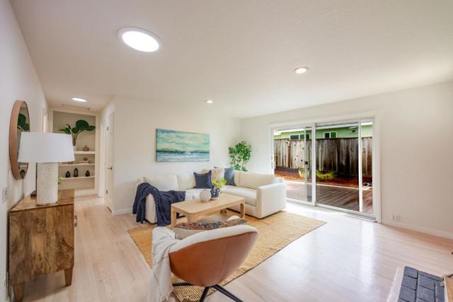 655 George Street, Montara CA: https://media.crmls.org/mediaz/670f4aaf-ed01-44ac-ab1f-36db7dec3b9b.jpg