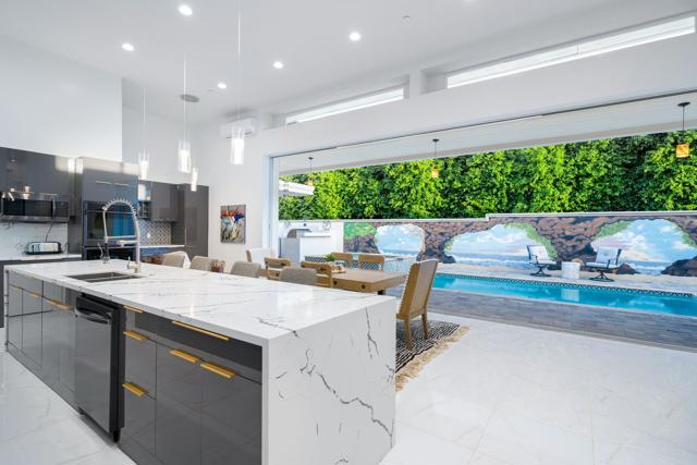 74775 Del Coronado Drive, Palm Desert CA: https://media.crmls.org/mediaz/670fceec-4bbe-4e68-8629-7c14bcbf129d.jpg