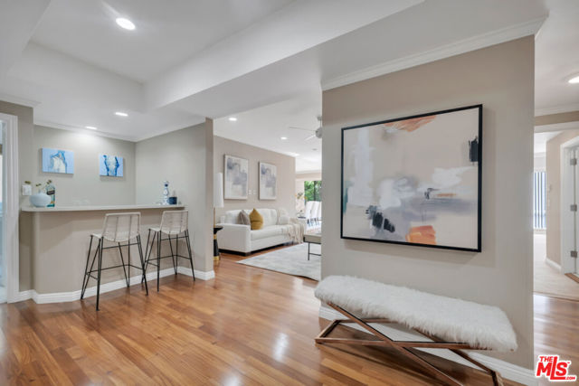 1124 N Kings Road, West Hollywood CA: https://media.crmls.org/mediaz/670fe549-1b61-4e68-8c9f-1893a9d16ea4.jpg