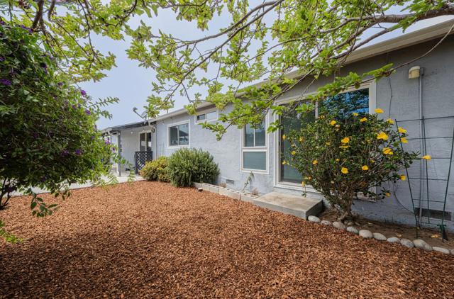 1676 Flores Street, Seaside CA: https://media.crmls.org/mediaz/67101f0a-3c4c-484d-b5a6-c5fd4e607d32.jpg