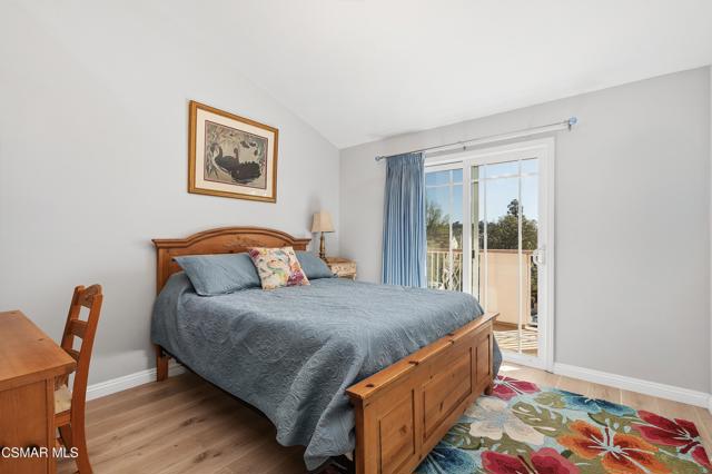 1455 Calle Colina, Thousand Oaks CA: https://media.crmls.org/mediaz/6710799b-1b2d-4d75-a3fb-2f1264786b7a.jpg