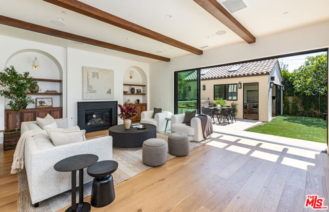 3745 May Street, Los Angeles CA: https://media.crmls.org/mediaz/6710ef49-b8ba-42bc-8ccf-3d4bfd926087.jpg