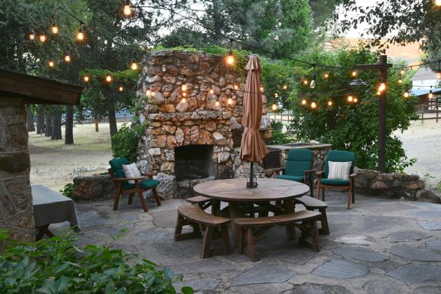 Image 3 of 64 For 28967 Oak Ln