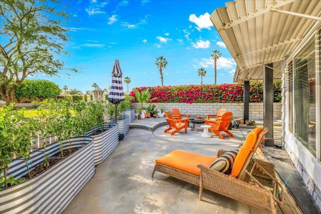 72967 Cabazon Peak Drive, Palm Desert CA: https://media.crmls.org/mediaz/67114c5c-b37c-412d-a6cc-fa6aa36d1dee.jpg