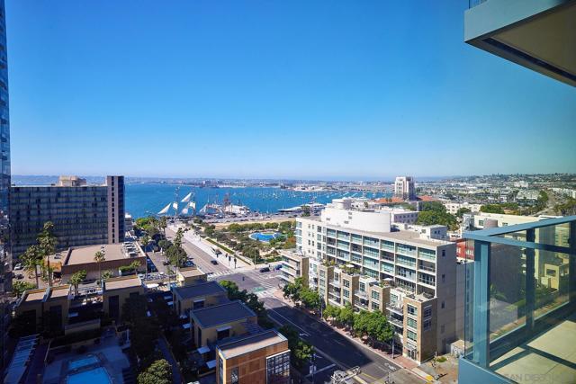 1388 Kettner Blvd, San Diego CA: https://media.crmls.org/mediaz/6713490c-ce12-436b-990f-3e7017941832.jpg