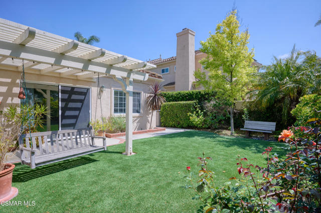 3695 Mapleknoll Place, Thousand Oaks CA: https://media.crmls.org/mediaz/67136600-a756-4c7f-b26f-263a62402b3c.jpg