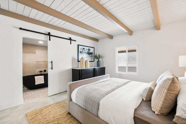 252 E Ocotillo Ave., Palm Springs CA: https://media.crmls.org/mediaz/6713708c-f7a2-4feb-92e0-505f1a51c5a6.jpg