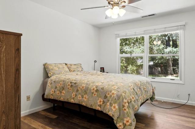 20 Grainger Lane, Santa Cruz CA: https://media.crmls.org/mediaz/6713b385-3aa5-4073-9a88-1fcc168b1e93.jpg