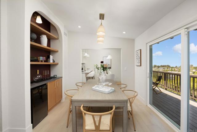 Detail Gallery Image 11 of 34 For 45 Oaktree Ln, Rolling Hills Estates,  CA 90274 - 4 Beds | 3 Baths