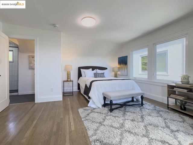 479 Kentucky Ave, Berkeley CA: https://media.crmls.org/mediaz/67161560-6e33-4b6d-9b5f-6085d382c1ec.jpg