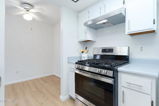 2307 Lillyvale Avenue, Los Angeles CA: https://media.crmls.org/mediaz/67161de5-8088-4a83-afe7-ed1577fb37ce.jpg