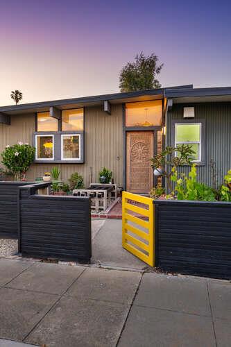 1751 Celeste Drive, San Mateo CA: https://media.crmls.org/mediaz/67163ca3-6a79-44ce-962d-a5bb632f877b.jpg
