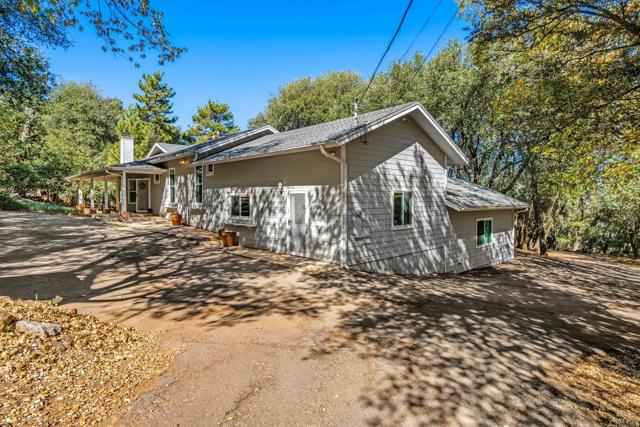 Detail Gallery Image 9 of 51 For 3102 Pera Alta Dr, Julian,  CA 92036 - 2 Beds | 2/1 Baths