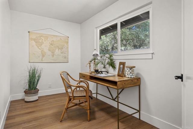 752 Quiet Place, Escondido CA: https://media.crmls.org/mediaz/6717134d-3f5b-4e24-b6a7-905d37a545e7.jpg