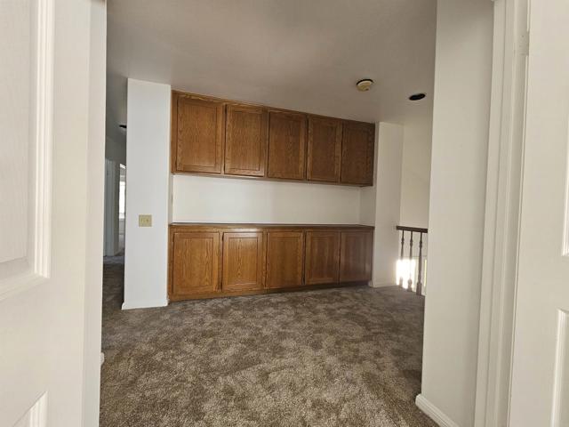 Detail Gallery Image 11 of 28 For 4515 Ocean Valley Ln, San Diego,  CA 92130 - 6 Beds | 3 Baths