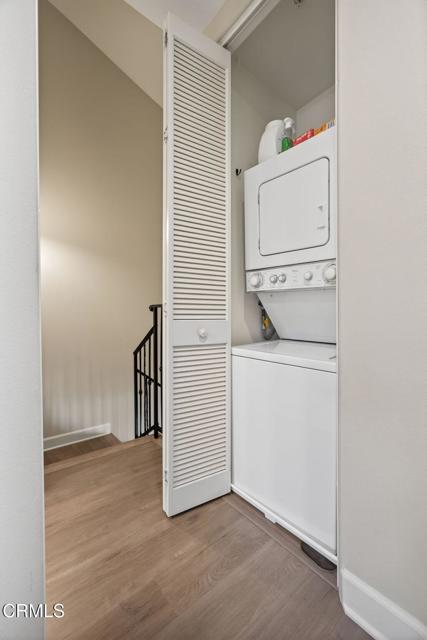 130 N Garden Street, Ventura CA: https://media.crmls.org/mediaz/6717d3f4-ad1b-4d8a-b947-096acf46dda0.jpg