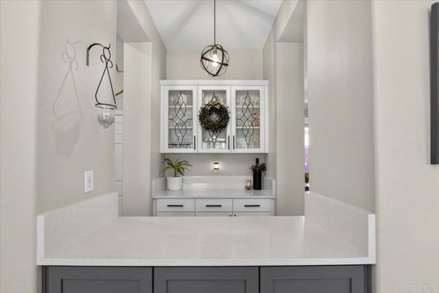 Detail Gallery Image 27 of 74 For 877 Hidden View Ln, Escondido,  CA 92027 - 4 Beds | 2/1 Baths