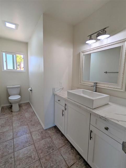 9347 Kahlua Way, Spring Valley CA: https://media.crmls.org/mediaz/6718af6c-1dee-4600-b2be-d966e18085a7.jpg