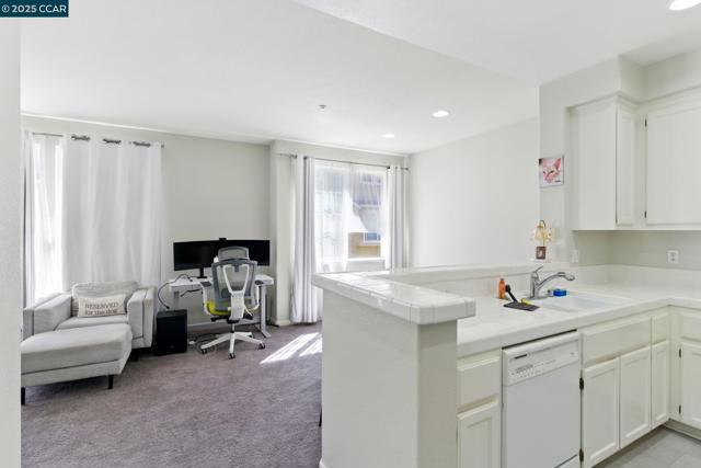 1620 Tucker Street, Oakland CA: https://media.crmls.org/mediaz/671943b8-9495-4a6d-8950-31476a7496b7.jpg