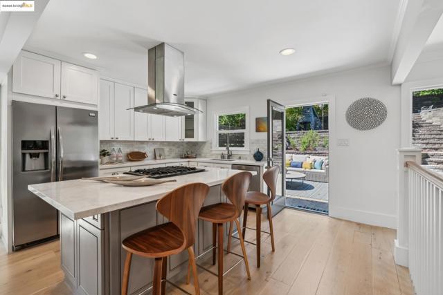 2847 Shasta Rd, Berkeley CA: https://media.crmls.org/mediaz/671a0c57-6330-4ac8-9ac5-d2da1ca66a72.jpg