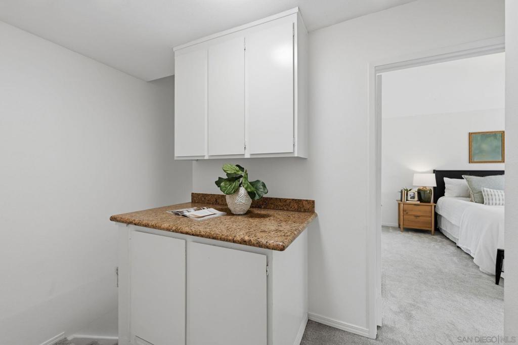 2746 Ariane - photo 19