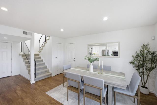520 Tigerwood Way, San Jose CA: https://media.crmls.org/mediaz/671b85bc-546c-4846-bdd1-9d39d85e5548.jpg