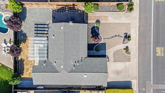 394 Encino, Livermore CA: https://media.crmls.org/mediaz/671c6c1e-541c-46a3-b77e-4e6b446545b5.jpg