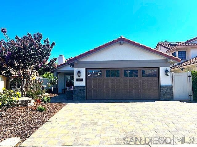 10970 Shy Bird Ln, San Diego CA: https://media.crmls.org/mediaz/671cdf3f-8c65-4bec-b936-06b9a906fa11.jpg